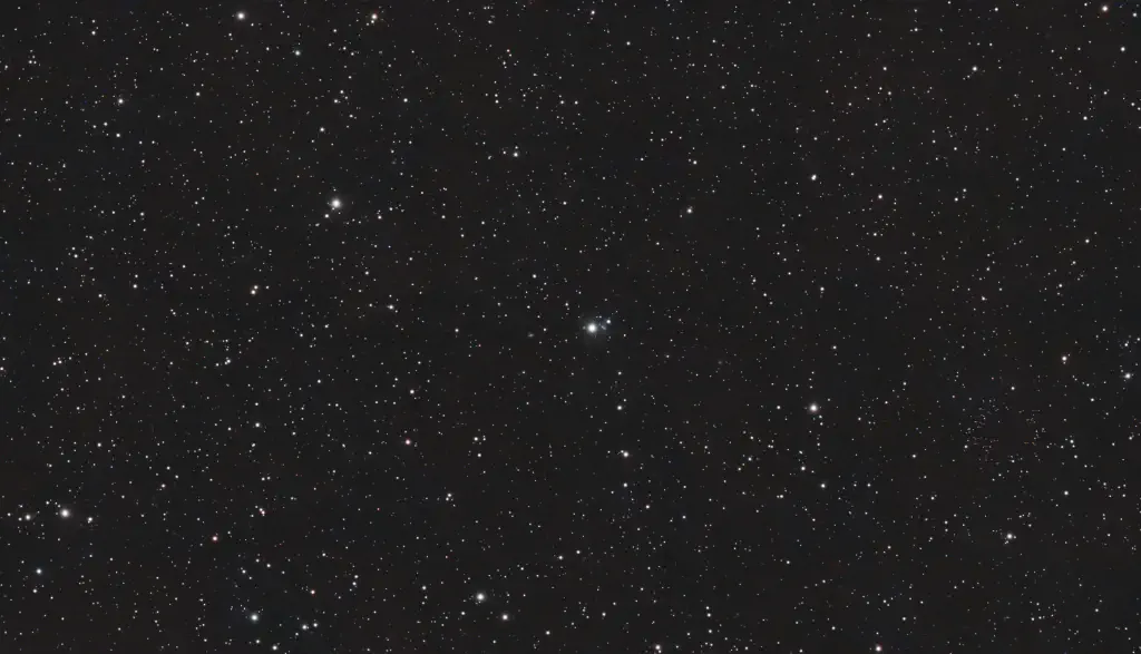 amateur astrophoto of the Cat's Eye Nebula