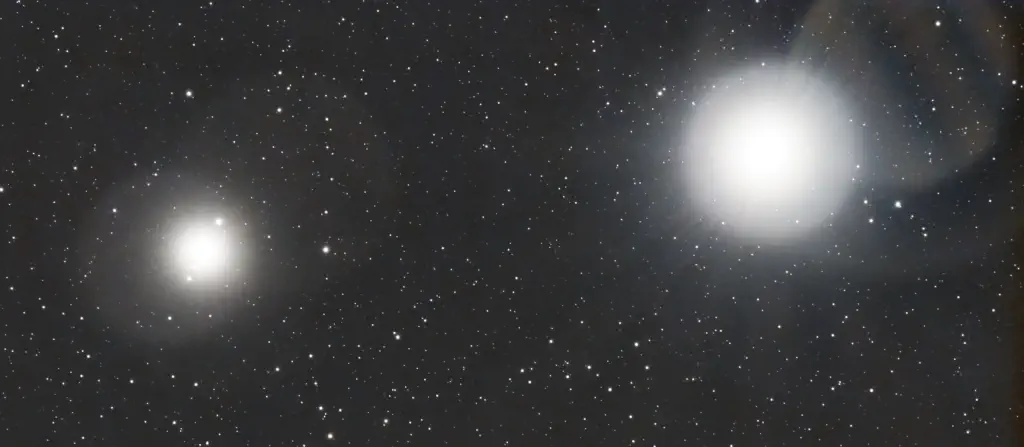 amateur astrophoto of Jupiter and Venus (overexposed)
