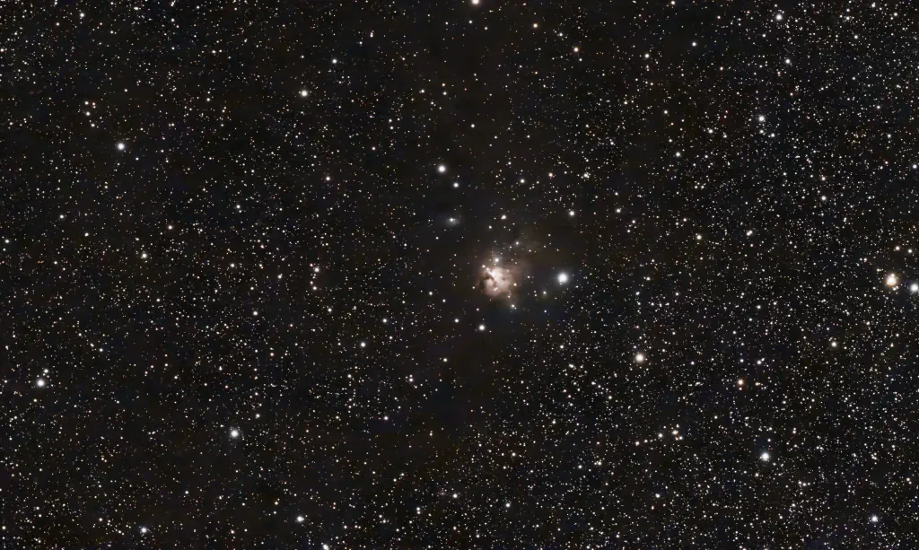 amateur astrophoto of Northern Trifid Nebula, NGC 1579